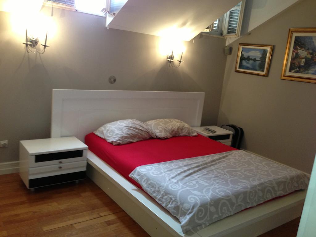 London Apartment Budva Pokoj fotografie